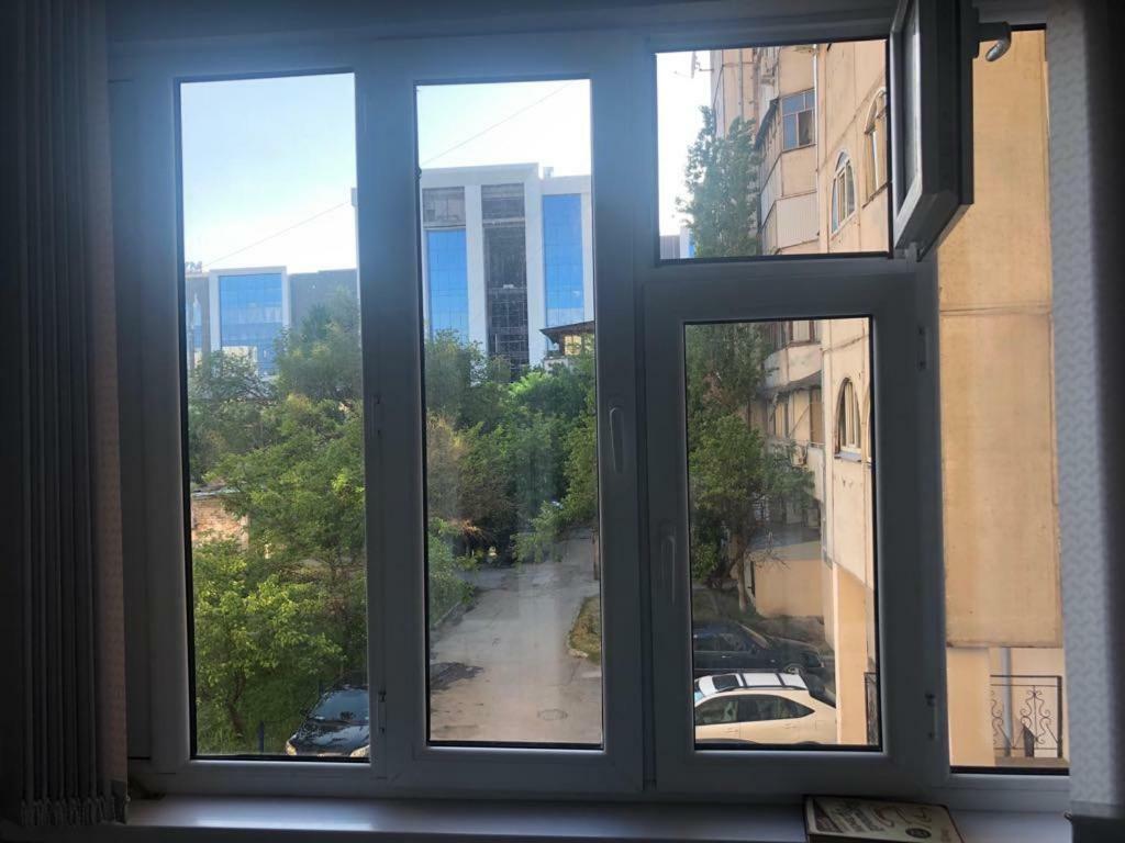 Flow Hostel Bishkek Bagian luar foto